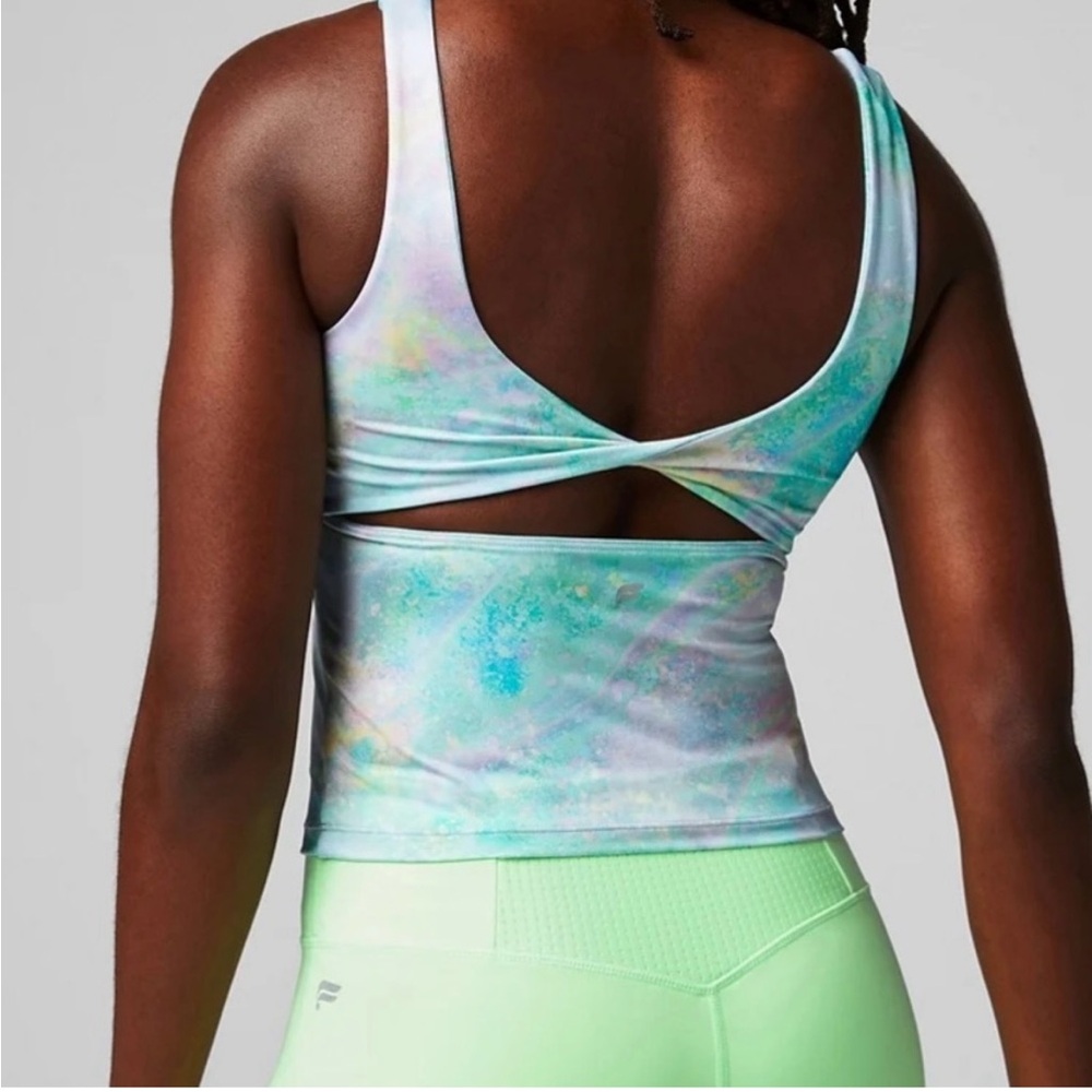 Fabletics Oasis Twist Built-In Bra Tank